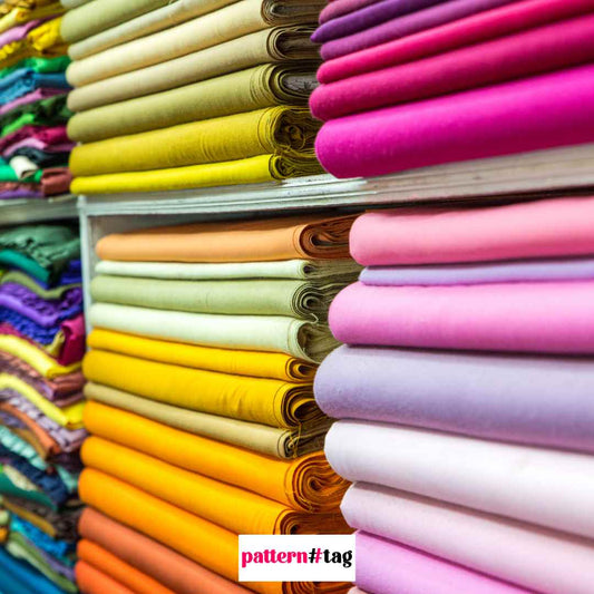 Differenze tra Tessuti Naturali e Tessuti Poliestere Personalizzati