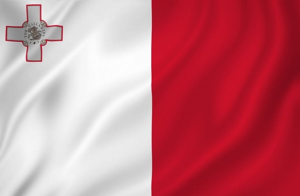 Patch Toppa Ricamata Bandiera Malta Maltese Termoadesivo Patch Toppa Ricamata Bandiera Malta Maltese Termoadesivo