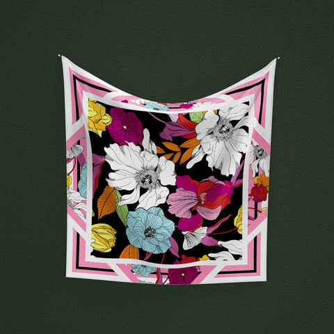 Foulard Sostenibile con fiori grandi rosa